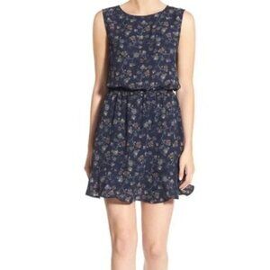 Cupcakes & Cashmere Navy Floral Dress
